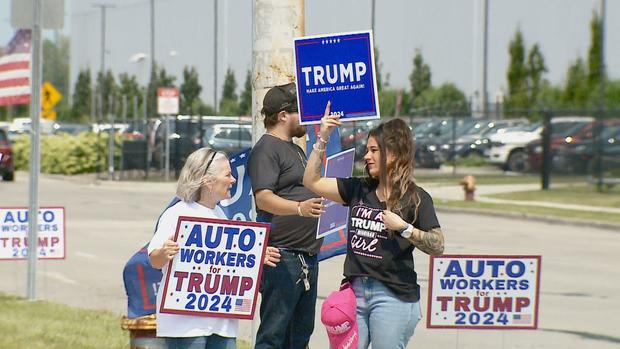 UAW Endorses Harris, but Pro-Trump Auto Workers Launch Counter-Movement